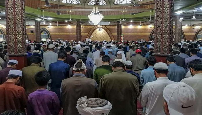 পাকিস্তানের ৮০% মসজিদে করোনা নির্দেশনা উপেক্ষিত