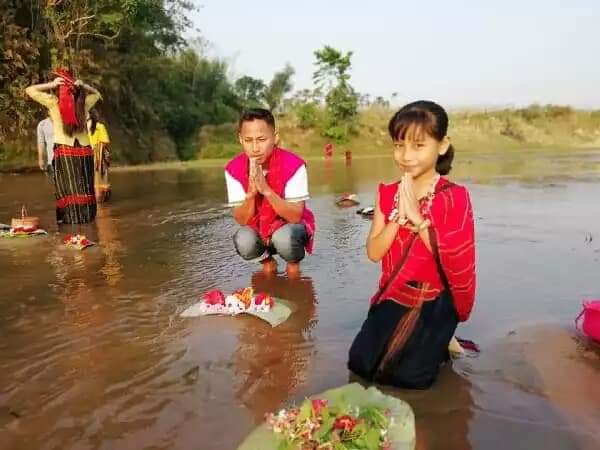 করোনায় থেমে নেই পাহাড়ে বৈসাবি উৎসব