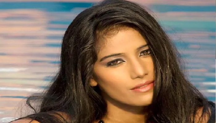 লকডাউন ভাঙায় বয়ফ্রেন্ডসহ থানায় অভিনেত্রী