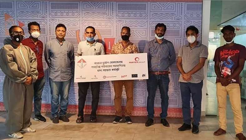 এবার ডিএসইসির ৩৫ সদস্যকে পারটেক্স গ্রুপের উপহার