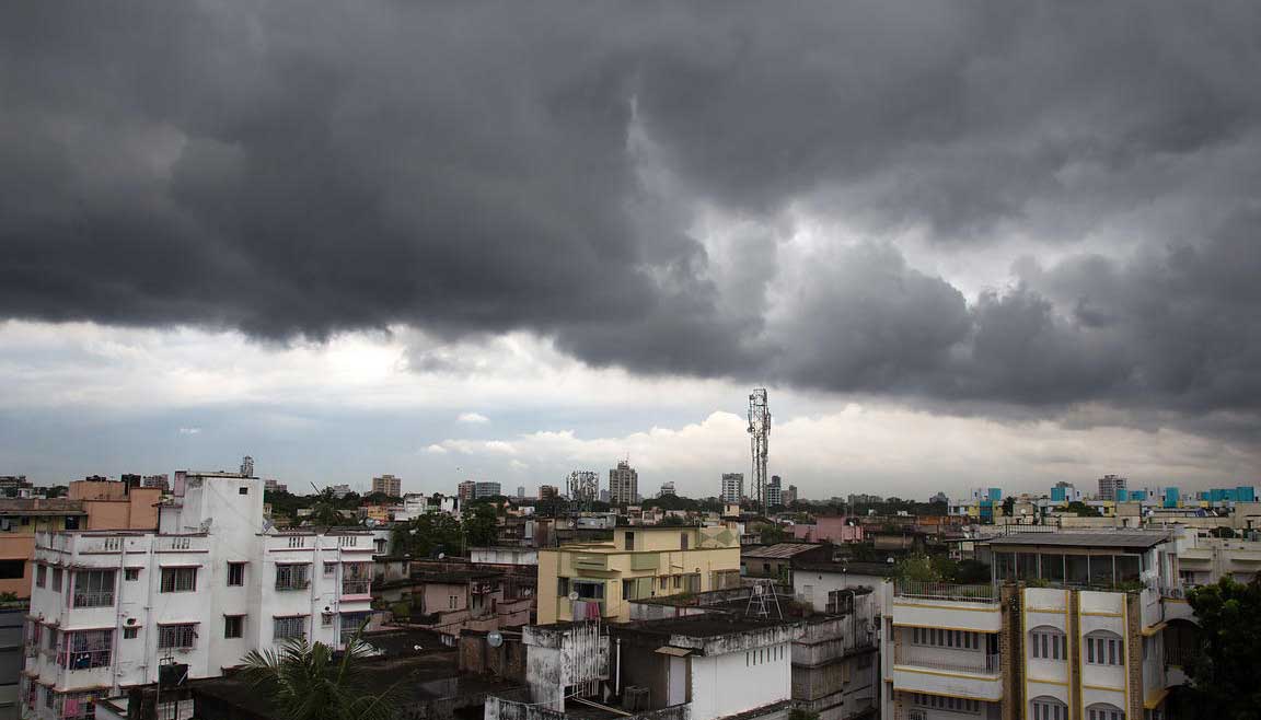 ঝড়ো হাওয়াসহ বৃষ্টি হতে পারে