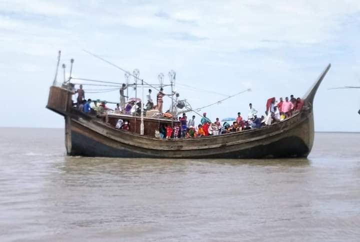ঘূর্ণিঝড়, নিরাপদ আশ্রয়ে নেয়া হচ্ছে লোকজনকে