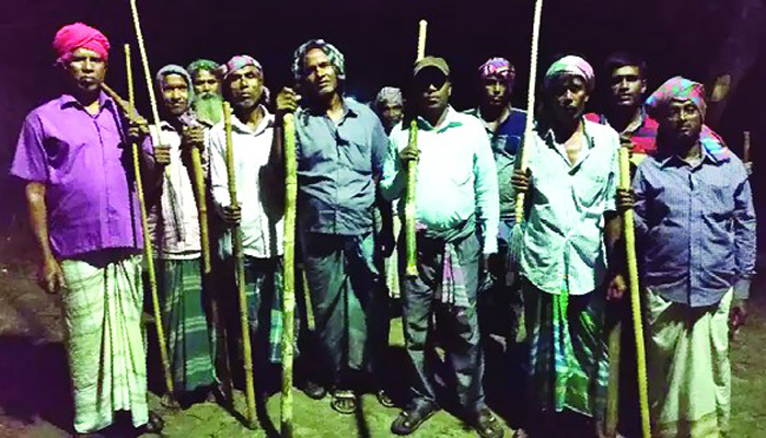 আইনশৃঙ্খলা বাহিনী ও স্বাস্থ্যকর্মী পরিচয়ে অপরাধীরা তৎপর