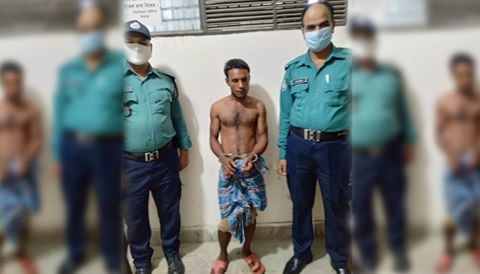 কারওয়ান বাজার মোড়ের সেই ছিনতাইকারী গ্রেপ্তার