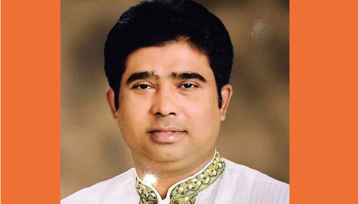 কর্মহীন মানুষের পাশে চেয়ারম্যান আজিজুল