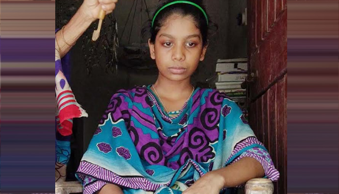 ভালবাসার অপরাধে শিকলে বন্দী সাদিয়ার জীবন!