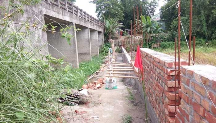 খালের সেই দেয়াল অপসারণের নির্দেশ