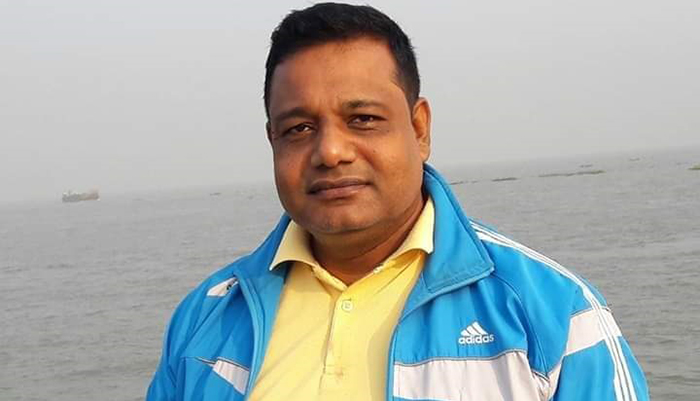 ঢাকায় ভোলার জেলা জজ, ভর্তি ইউনিভার্সালে