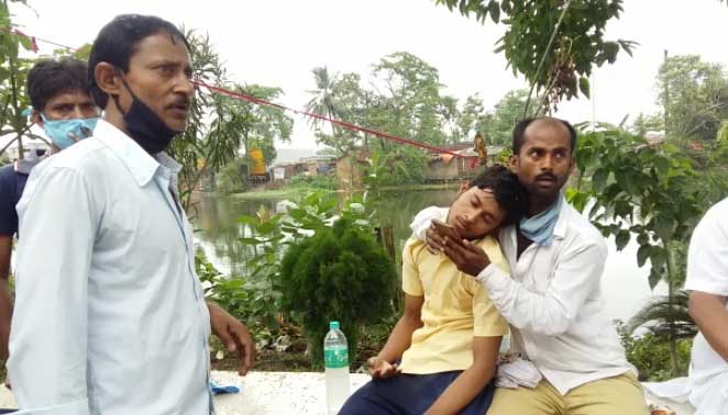 মোবাইল নষ্ট, অনলাইন ক্লাসে থাকতে না পেরে আত্মহত্যা
