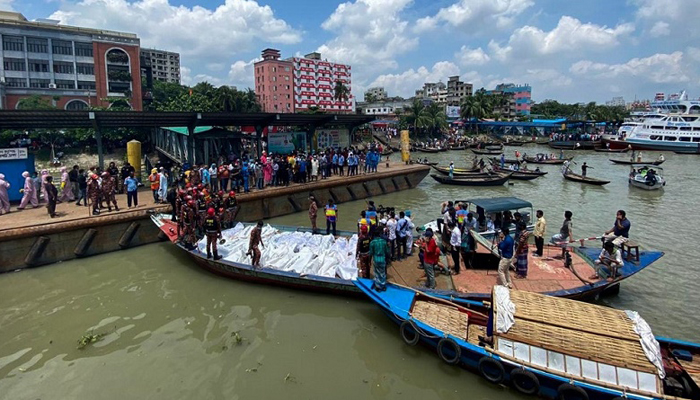 মৃতদের পরিবারকে দেড় লাখ টাকা করে দেয়ার ঘোষণা
