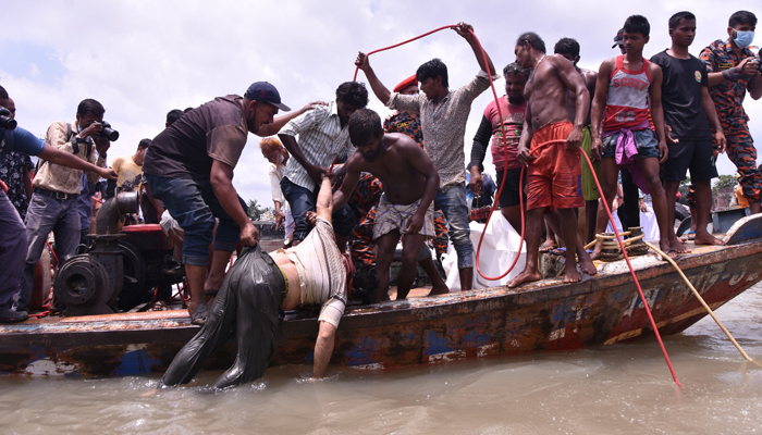 মৃতদের পরিবারকে দেড় লাখ টাকা করে দেয়ার ঘোষণা