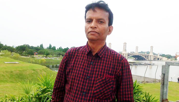 আকাশ বাড়িয়ে দাও
