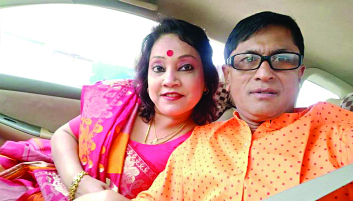 স্ত্রী পল্লবীর বস কে এই রুমেল