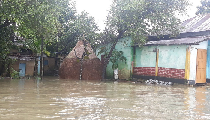 দোয়ারায় দ্বিতীয় দফায় বন্যা, পানিবন্দি অর্ধলক্ষাধিক পরিবার