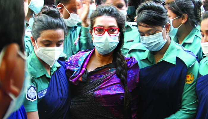 মোটা টাকা হাতানোই ছিল সাবরিনা দম্পতির টার্গেট