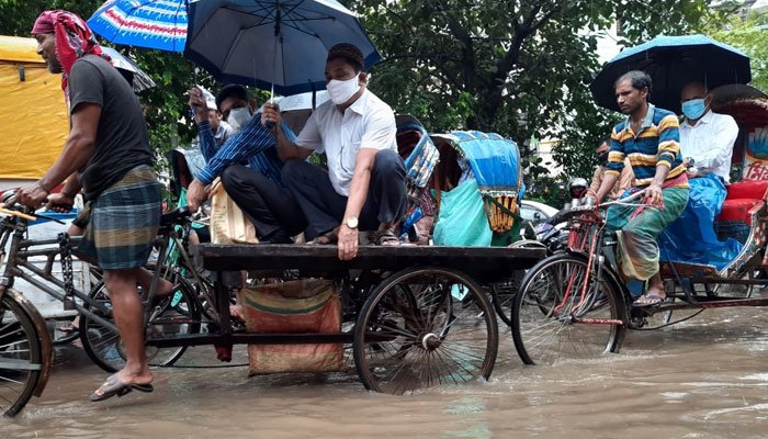 দ্বিতীয় পরীক্ষায়ও মাশরাফির করোনা পজিটিভ