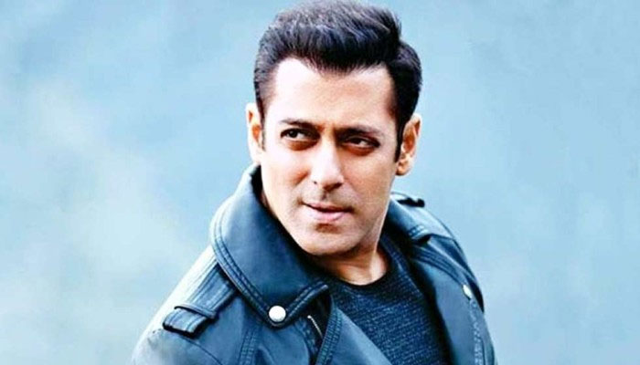 দীপাবলিতে রিলিজ হচ্ছে না ‘রাধে’