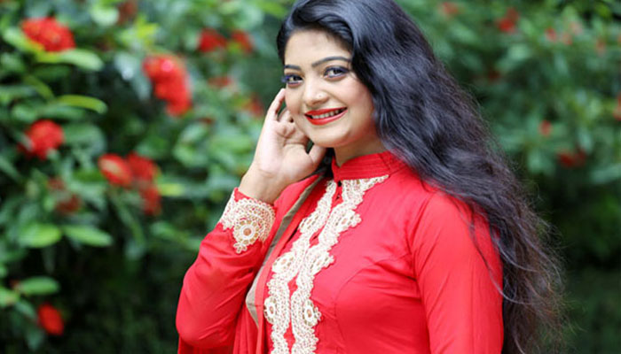 ‘ভক্তরা জানে আমি একটু অন্যরকম’