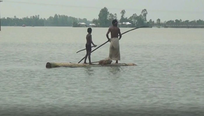 জামালপুরে কমছে বন্যা, বাড়ছে দুর্ভোগ
