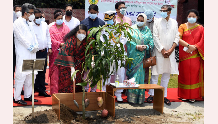 মুজিববর্ষে সংসদ চত্বরে লাগানো হবে ৫০০ গাছ