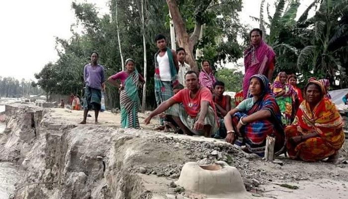 স্লুইসগেট না থাকায় পানিবন্দী হাজারো গ্রাম
