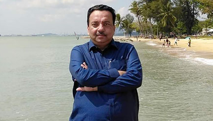 ক্ষমা চেয়ে পার পেলেন স্ট্যাটাস দেয়া আইনজীবী