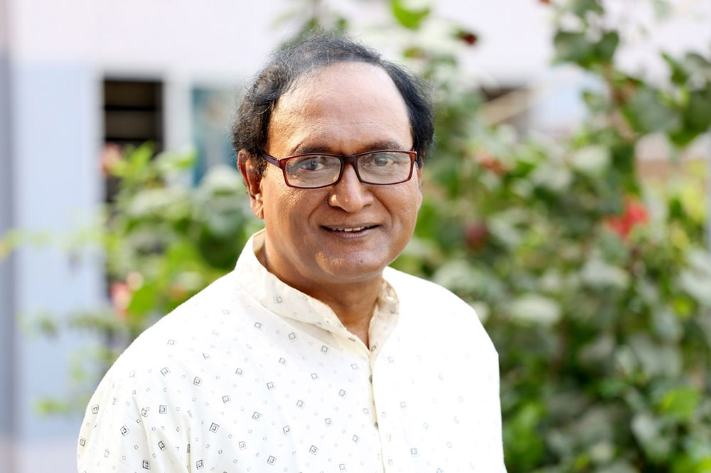 একটাই চাওয়া, করোনা ও জঙ্গিমুক্ত হোক দেশ