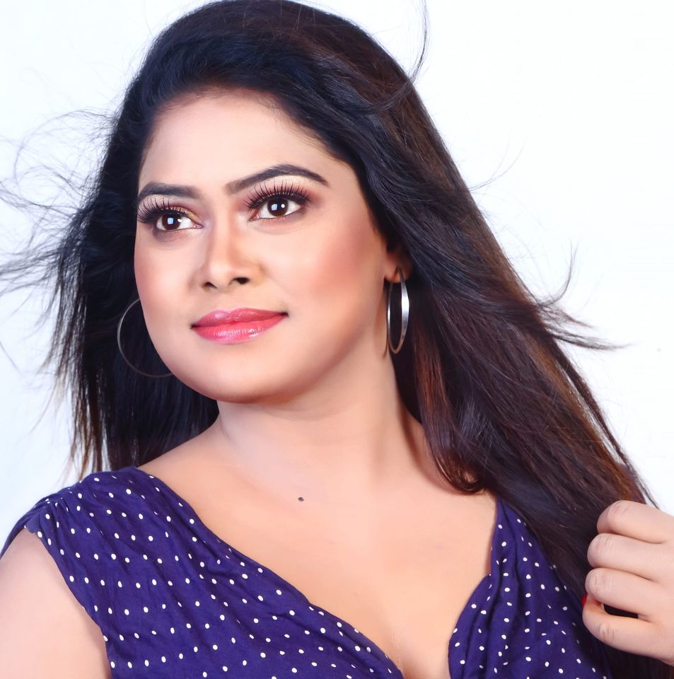 স্বপ্নের পথে সুবর্ণা
