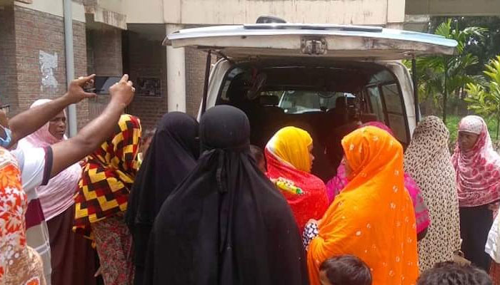 এ্যানেসথেশিয়া ছাড়াই অপারেশন, প্রসূতির মৃত্যু