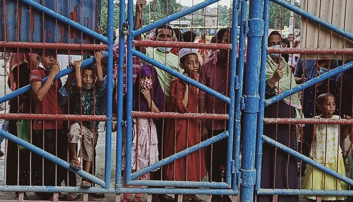 সড়কের বেহাল দশা, জনদুর্ভোগ চরমে