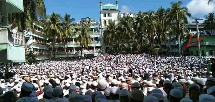 জানাজায় লাখো মানুষের ঢল