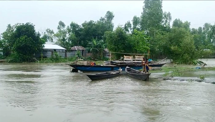 রেকর্ড বৃষ্টিতে কুড়িগ্রামে ফের বন্যা