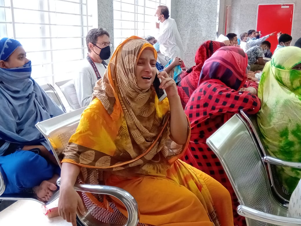 মসজিদে বিস্ফোরণ, মৃত বেড়ে ১৬