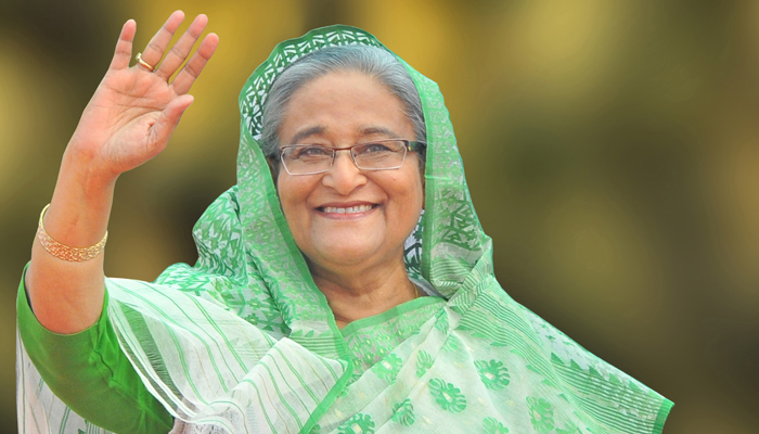 আপন আলোয় উদ্ভাসিত স্বদেশের দিগন্তরেখা