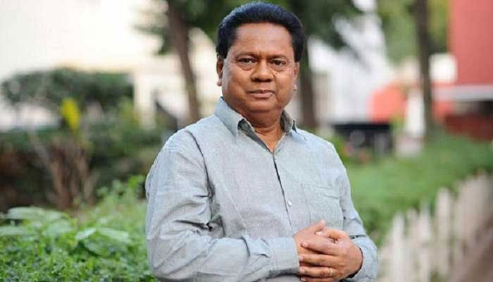 লাইফ সাপোর্টে বাংলা সিনেমার ভিলেন সাদেক বাচ্চু