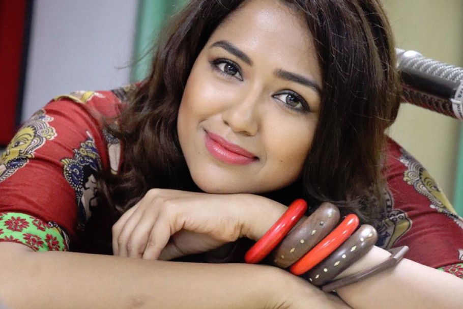 অভিনেত্রী সোহিনী গৃহবন্দি