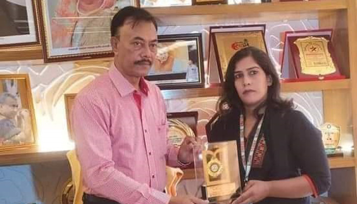 করোনাকালে মানবসেবায় গোল্ড মেডেল পেলেন জেহান