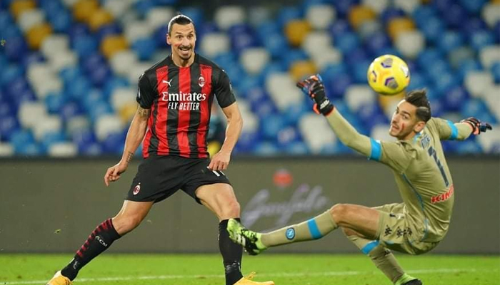 ইব্রাহিমোভিচের জোড়া গোলে নাপোলিকে হারাল এসি মিলান