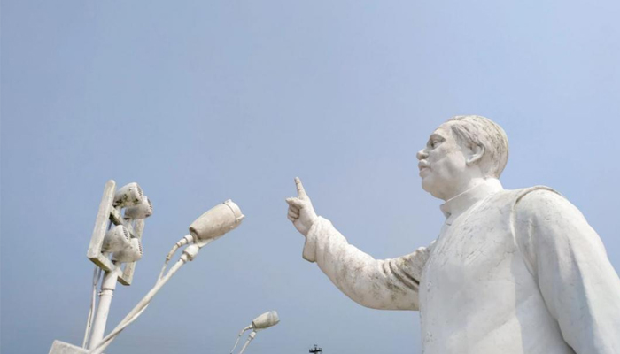 হুমকিদাতারা ক্ষমা না চাইলে কঠোর কর্মসূচি