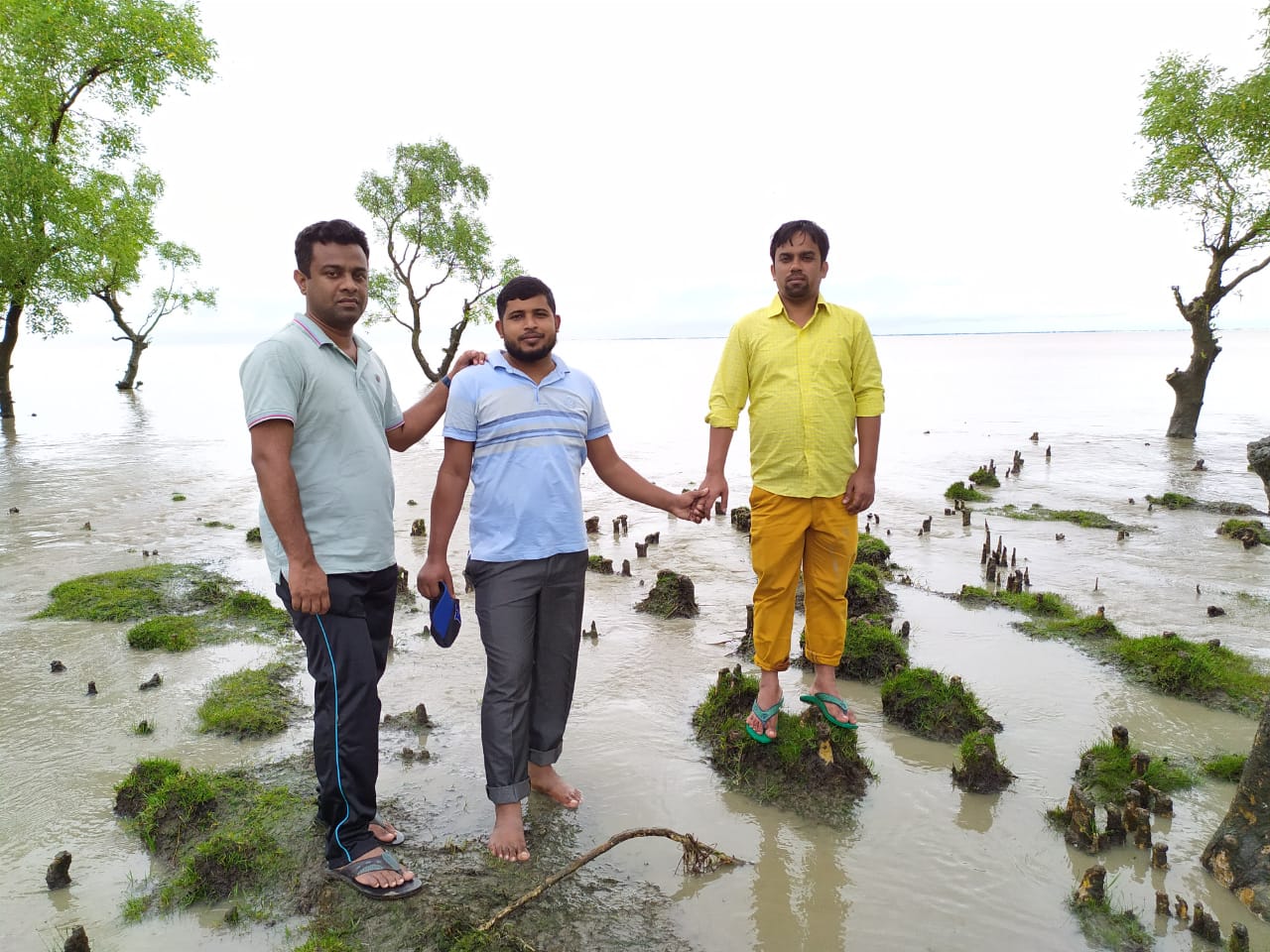 সাগর-পাহাড়-অরণ্যের সঙ্গে মিতালী