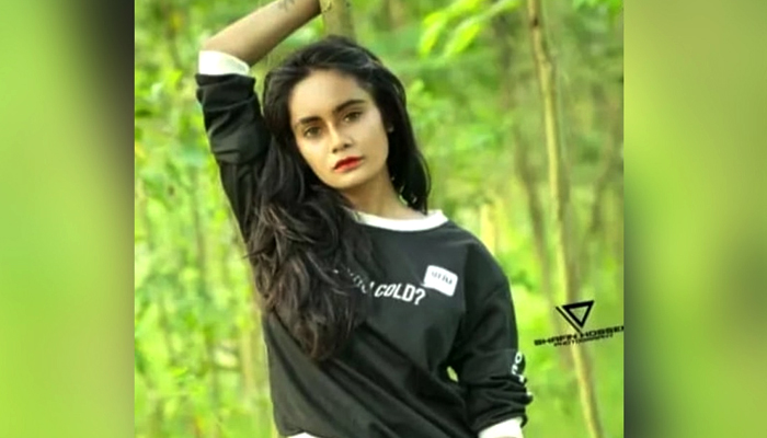 ফেসবুকে আল্লাহকে নিয়ে কটূক্তি করায় মাদ্রাসা ছাত্রী গ্রেপ্তার