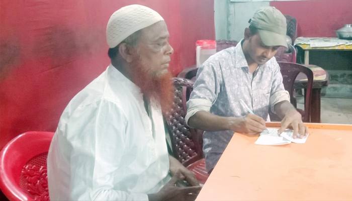 হারানো সব স্মৃতি নিয়ে এখনো বেঁচে আছি