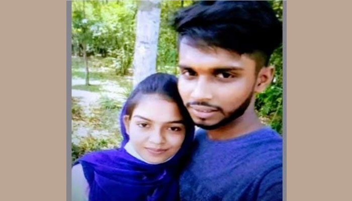 স্বামীর পরকিয়ায় বলি স্ত্রী