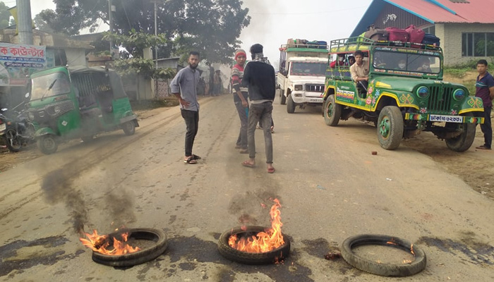 দীঘিনালা ছাত্রলীগ কমিটির কার্যক্রম স্থগিত, আটক ৩