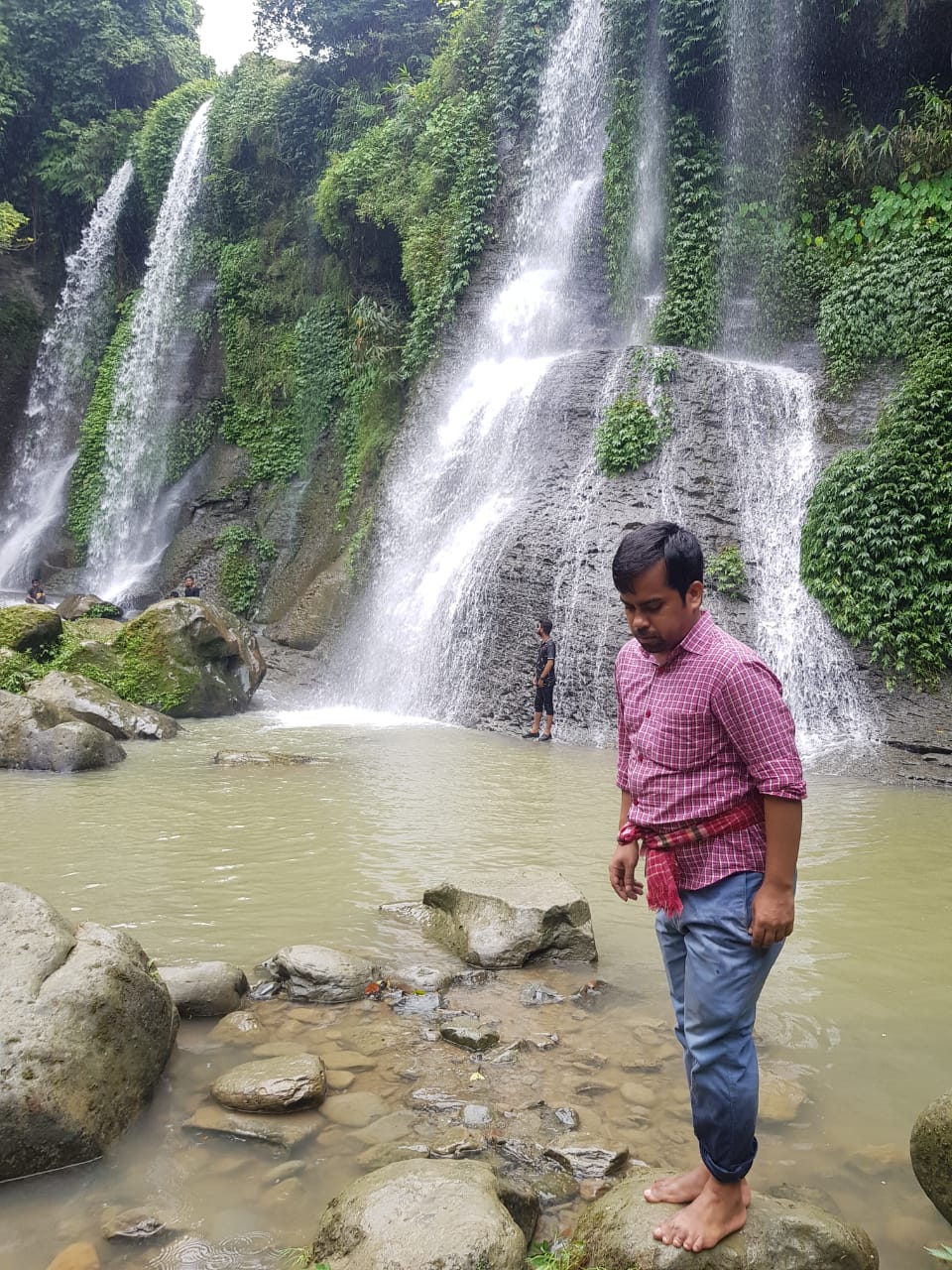 সাগর-পাহাড়-অরণ্যের সঙ্গে মিতালী