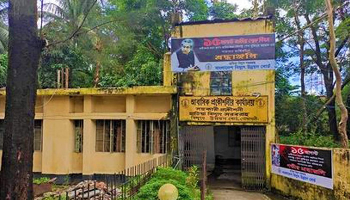 হাতিয়ায় জেনারেটর বিকলের ছয়দিনেও বিদ্যুৎ আসেনি