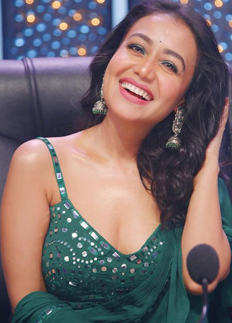 কষ্টে কেঁদে দিলেন নেহা কক্কর!