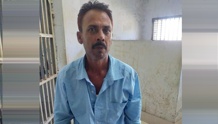চকলেটের প্রলোভন দেখিয়ে শিশু ধর্ষণের চেষ্টা
