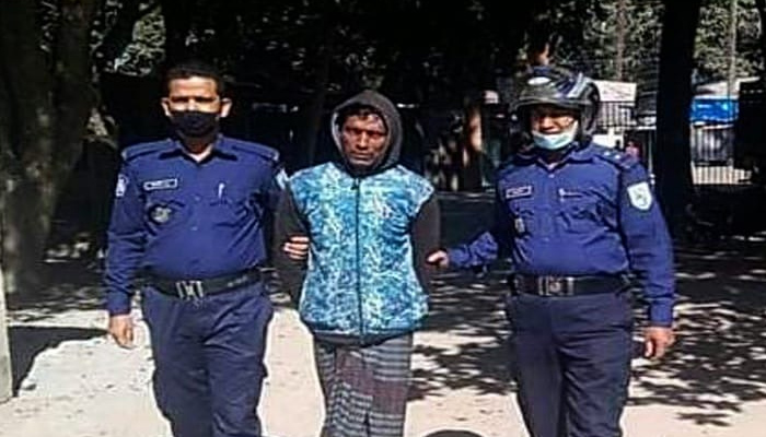 নারিকেল খাওয়ানোর লোভ দেখিয়ে শিশু ধর্ষণ, ধর্ষক গ্রেপ্তার