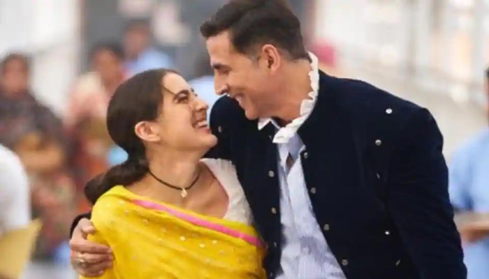 মধ্যবয়সী অক্ষয়কে পেয়ে উচ্ছ্বসিত সারা